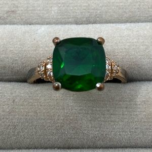 Emerald cocktail ring